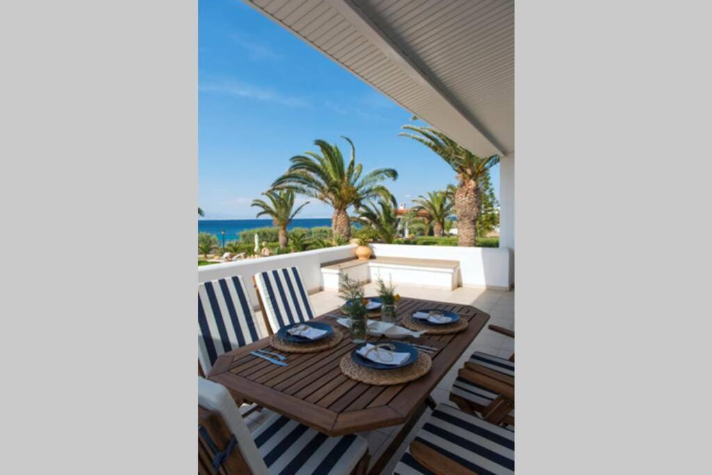 Palmaya Villa, Unique Seafront Experience Vagia  Bagian luar foto